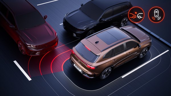 Renault Koleos - rear cross traffic braking