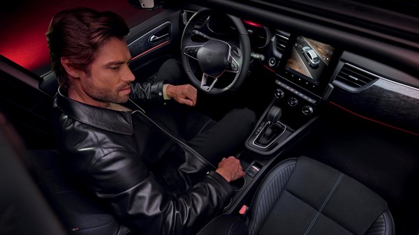 Renault Arkana E-Tech full hybrid - multimedia
