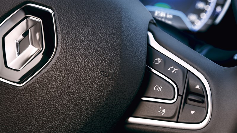 Renault KOLEOS Steering Control Buttons