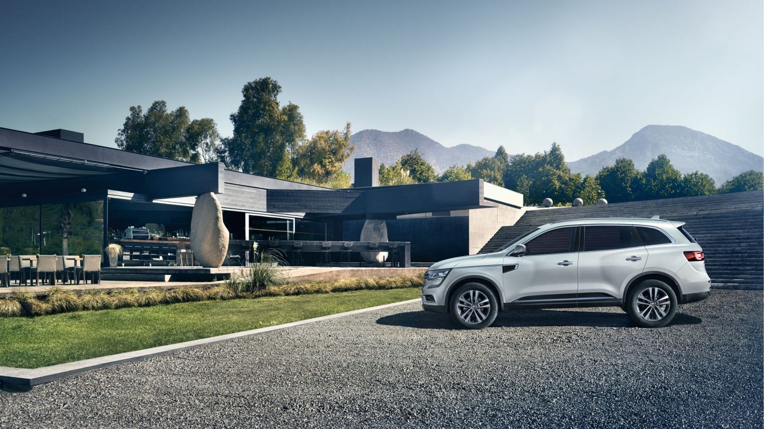 Renault KOLEOS Exterior Design Side View