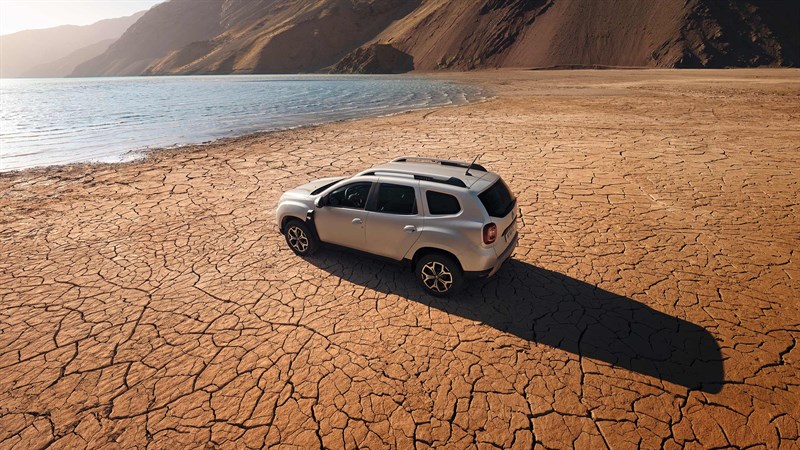 All-new Renault DUSTER SUV On Hill
